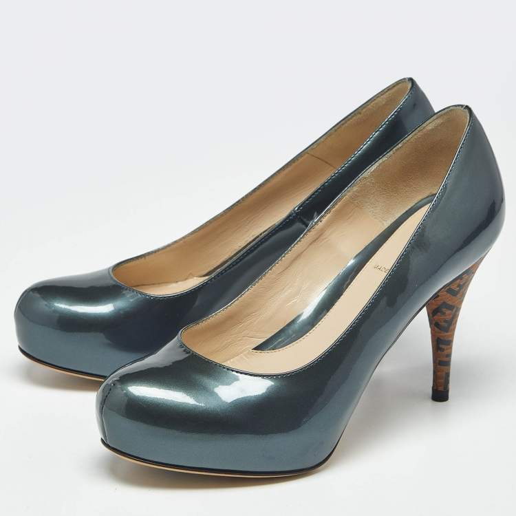 مملوكة مسبقًا Fendi Grey Patent Leather Platform Round Toe Pumps Size 36