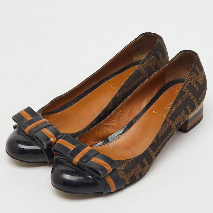 Pre Owned Fendi Black/Brown Zucca Canvas and Patent Leather Bow Pumps Size 36