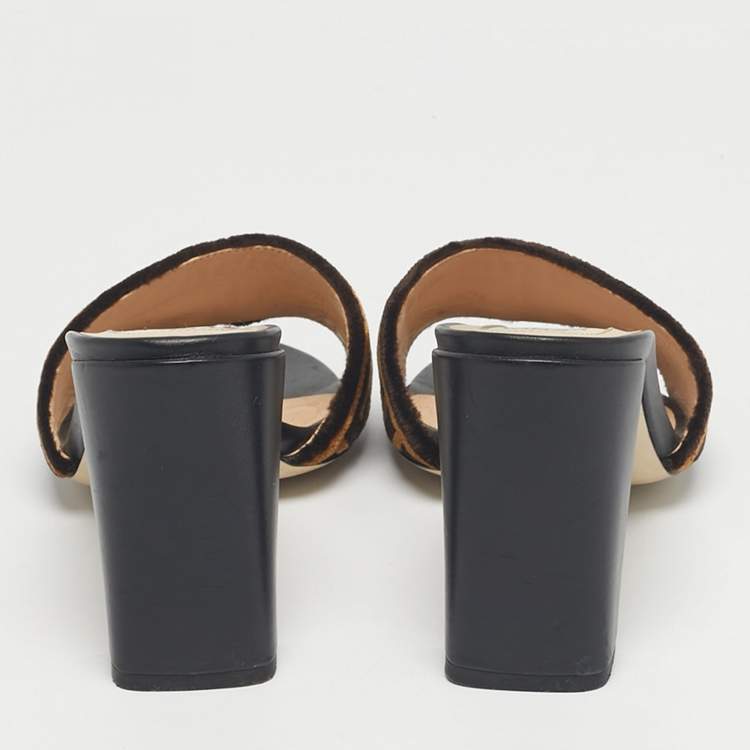 Pre Owned Fendi Black/Brown FF Velvet Slide Sandals Size 39