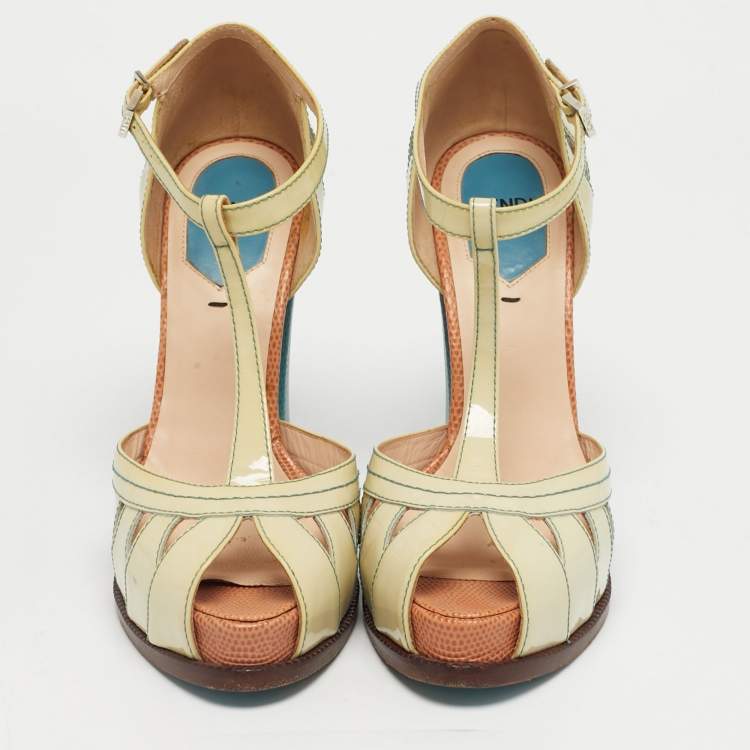 Pre Owned Fendi Beige/Blue Patent Leather Cut Out T-Strap Platform Sandals Size 37