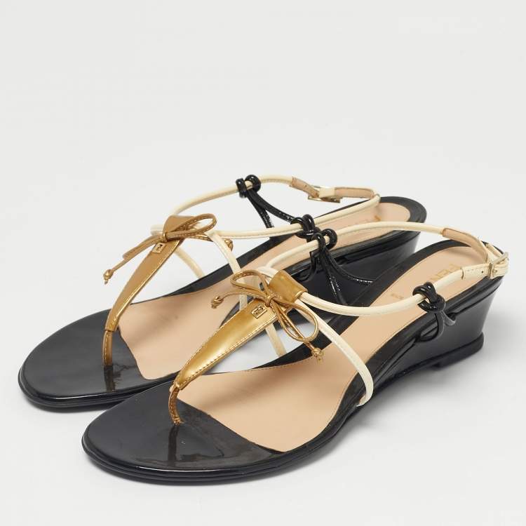 Pre Owned Fendi Tri-Color Patent Leather Bow Thong Wedge Sandals Size 38.5