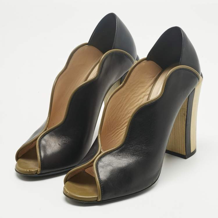 Pre Owned Fendi Black Leather Scallop Lined Peep Toe Pumps Size 37