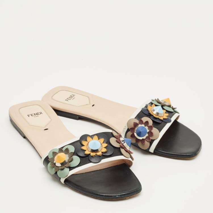 Pre Owned Fendi Black/White Leather Flowerland Flat Slide Size 40