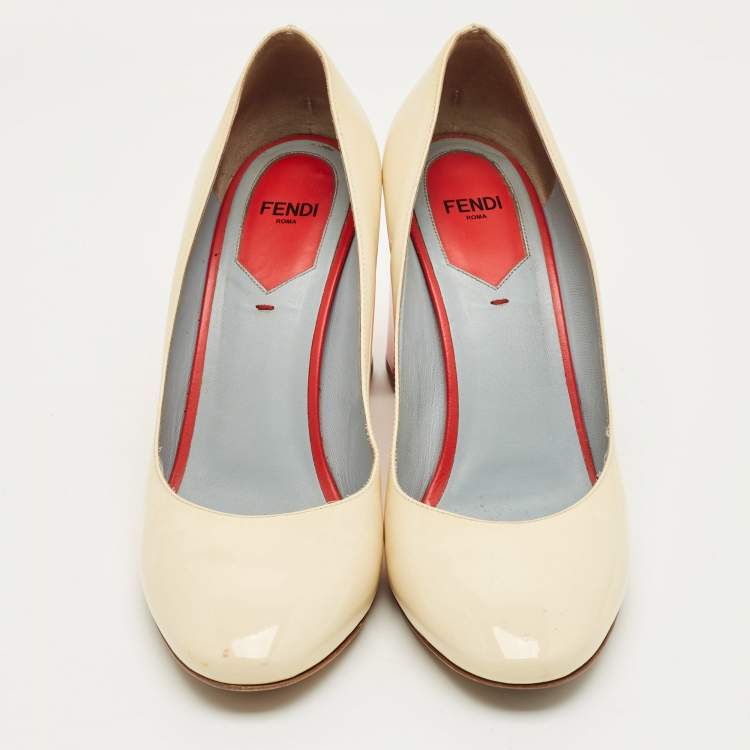 Pre Owned Fendi Cream/Orange Patent Leather Eloise Round Toe Pumps Size 40