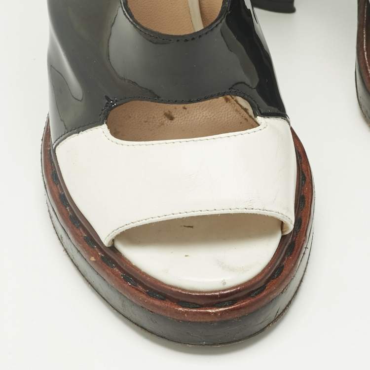 Pre Owned Fendi Black/White Leather and Patent Open-Toe Platform Sandals Size 36
