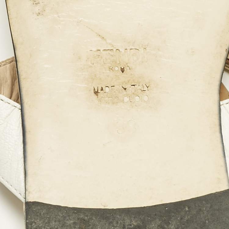 Pre Owned Fendi Off White Leather Thong Flat Sandals Size 38