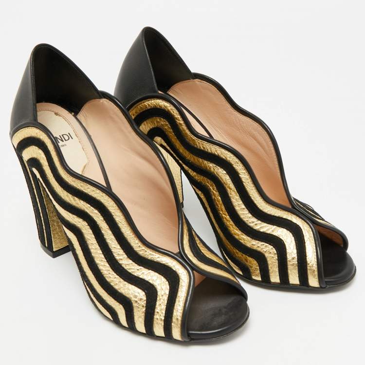 مملوكة مسبقًا Fendi Black/Gold Leather and Suede Block Heel Pumps Size 35.5