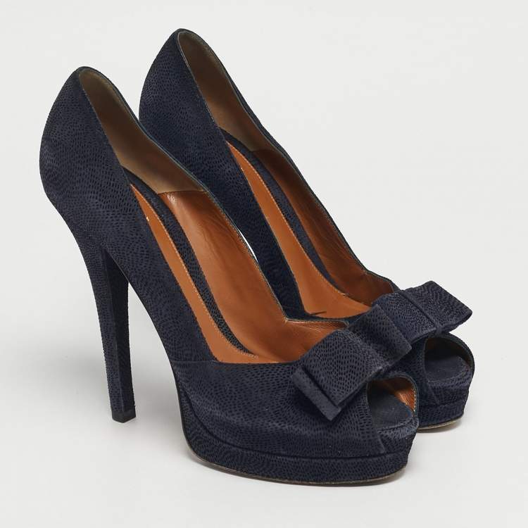 مملوكة مسبقًا Fendi Size 41 Navy Blue Suede Bow Peep Toe Platform Pumps