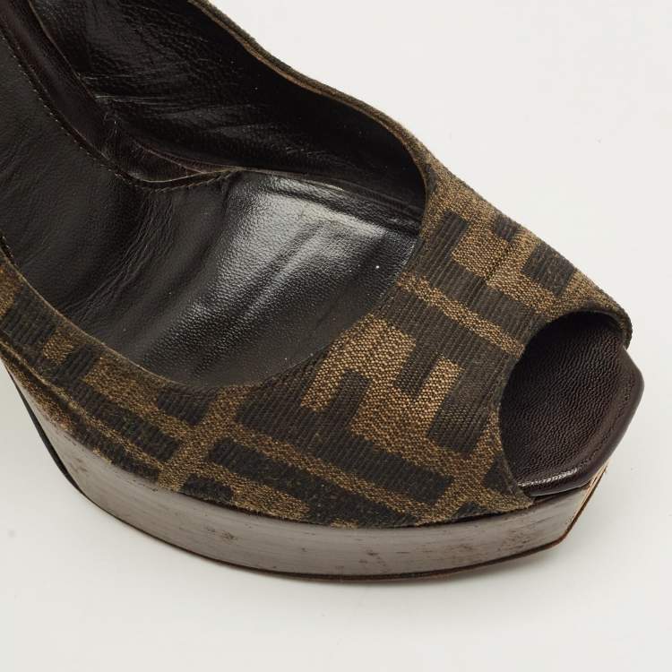Pre Owned Fendi Fendista Size 37  Brown Zucca Canvas Slingback Sandals