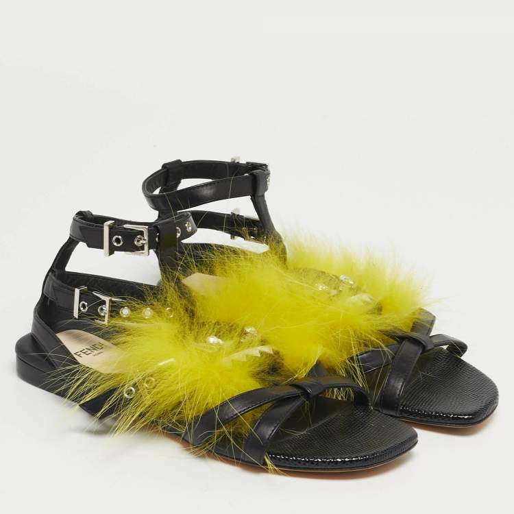 Pre Owned Fendi Size 35 Black/Yellow Leather and Fur Monster Gladiator Flat Sandals