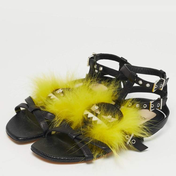 Pre Owned Fendi Size 35 Black/Yellow Leather and Fur Monster Gladiator Flat Sandals