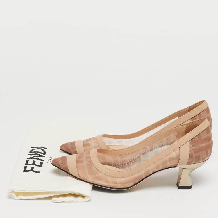 Pre Owned Fendi Colibri Size 36 Beige/Brown Zucca Mesh and Leather Pumps