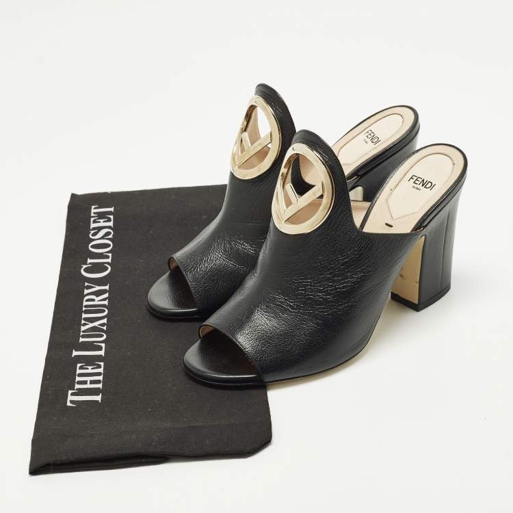 Pre Owned Fendi Size 38 Black Leather F Logo Mules