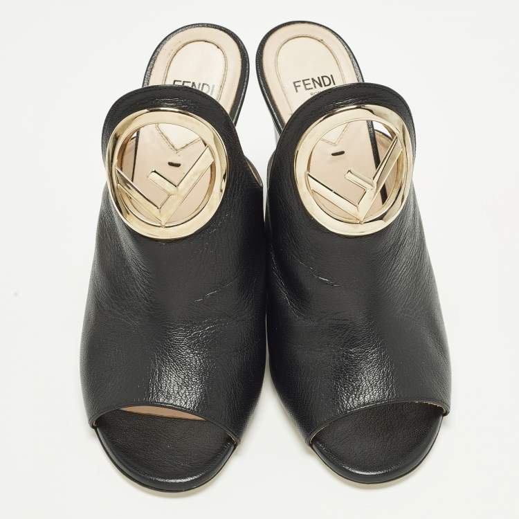 Pre Owned Fendi Size 38 Black Leather F Logo Mules