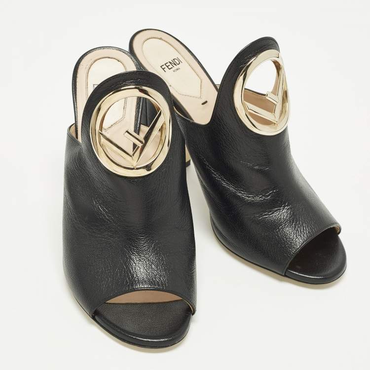 Pre Owned Fendi Size 38 Black Leather F Logo Mules
