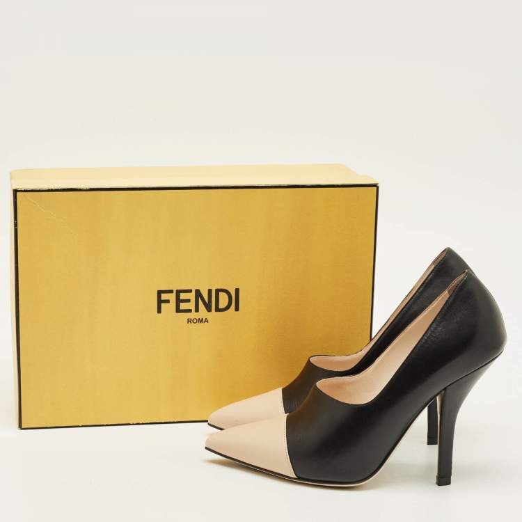 مملوكة مسبقًا Fendi Size 38 Black/Cream Leather Pointed Toe Pumps