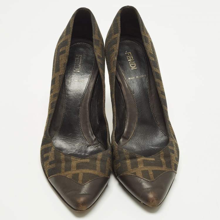 Pre Owned Fendi Size 38 Brown Zucca Canvas and Leather Pointed Toe Pumps