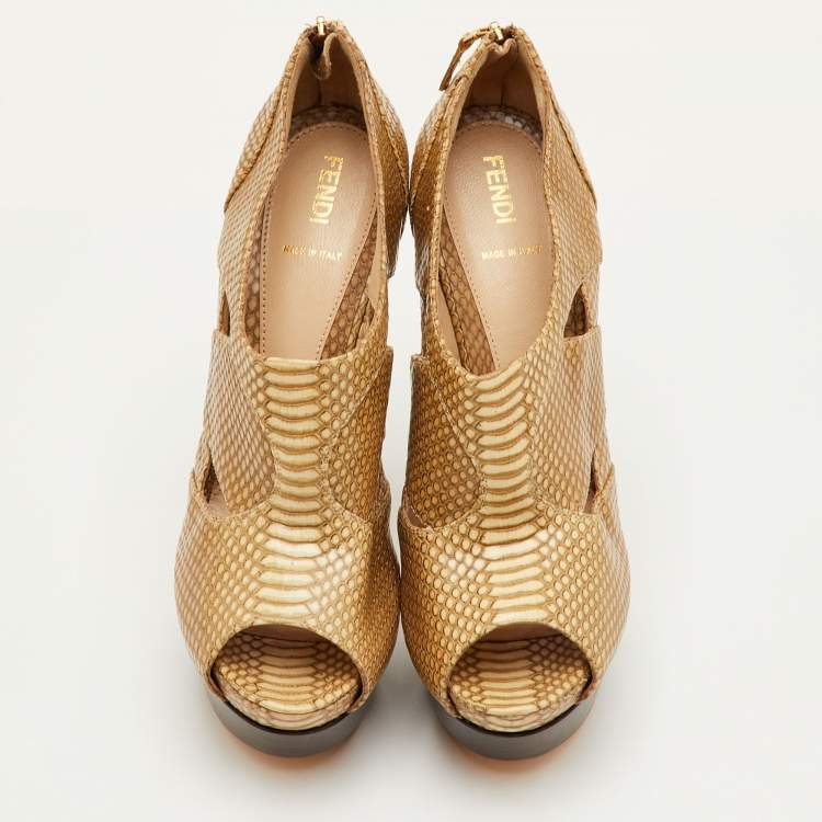 Pre Owned Fendi Cut Out Size 40 Beige Python Embossed Leather Open Toe Platform Sandals