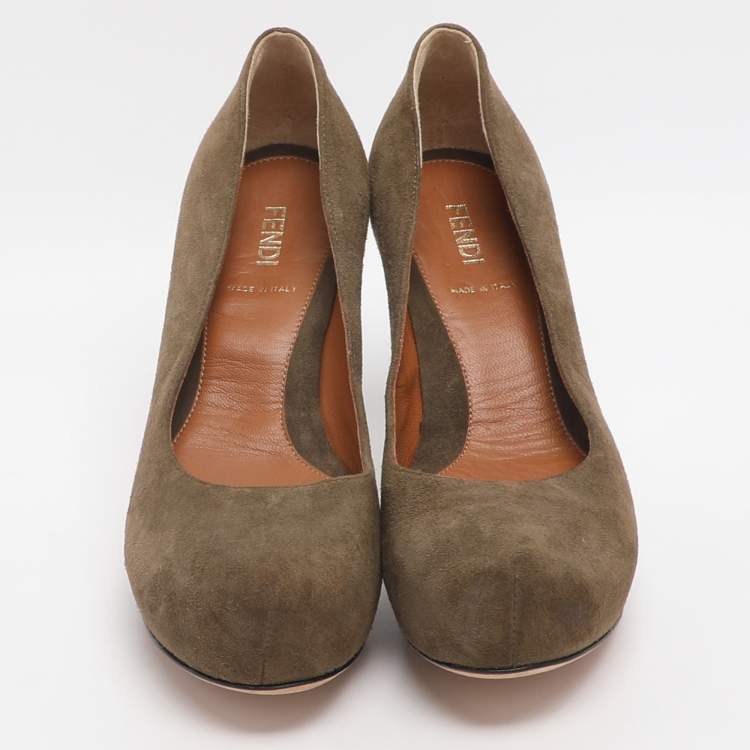 Pre Owned Fendi Size 35 Green Suede Platform Pumps