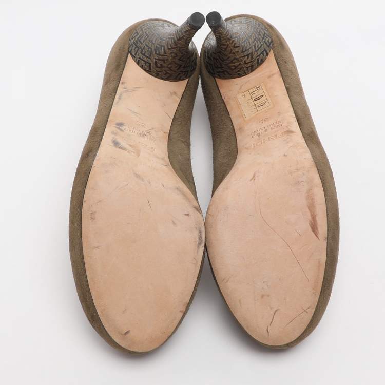 Pre Owned Fendi Size 35 Green Suede Platform Pumps