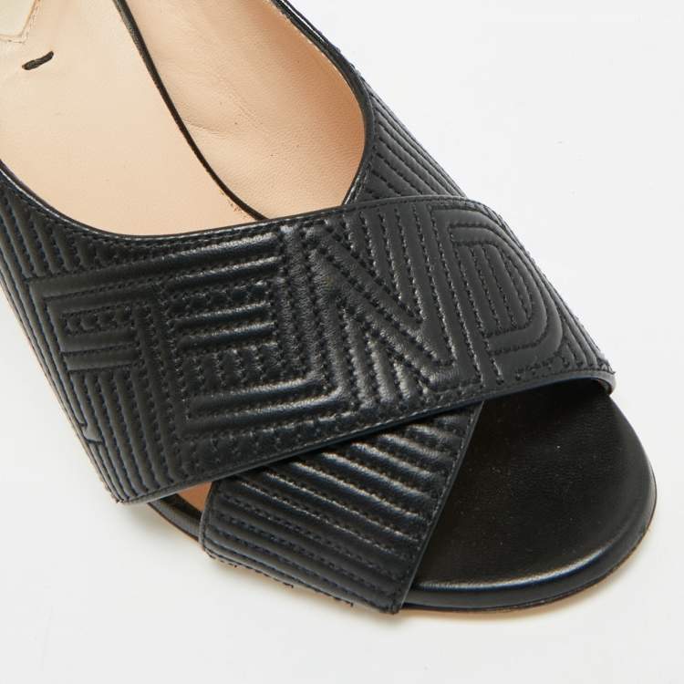 Pre Owned Fendi Size 37 Black Leather Ankle Strap Sandals