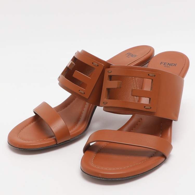 Pre Owned Fendi Baguette Size 38 Brown Leather Slide Sandals