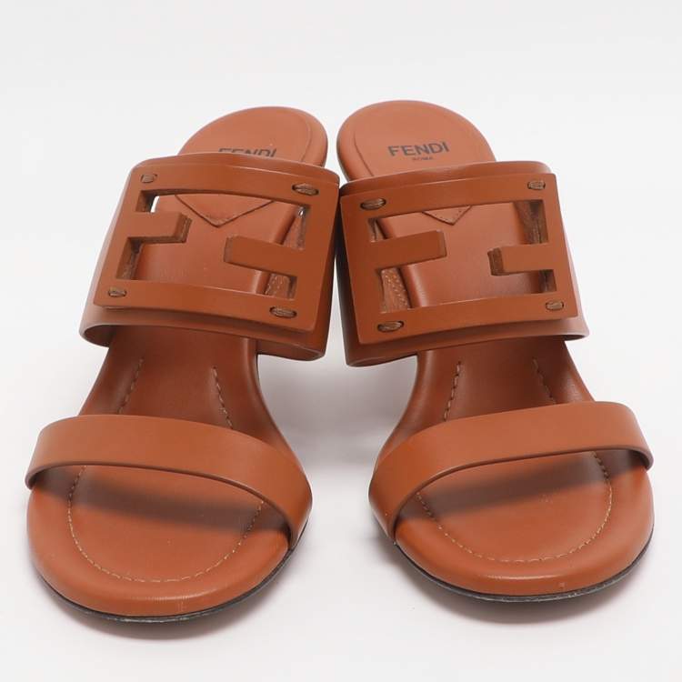 Pre Owned Fendi Baguette Size 38 Brown Leather Slide Sandals