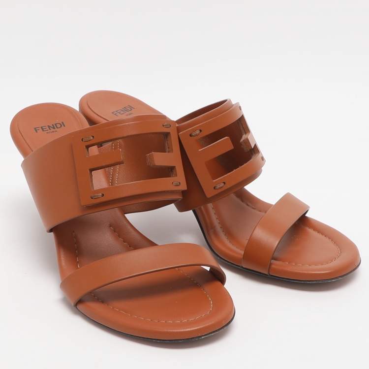 Pre Owned Fendi Baguette Size 38 Brown Leather Slide Sandals