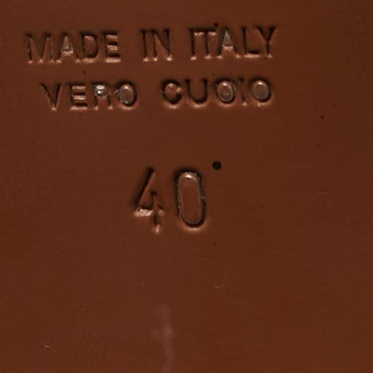 Pre Owned Fendi Colibri Size 40 Black Leather and Mesh Slingback Pumps