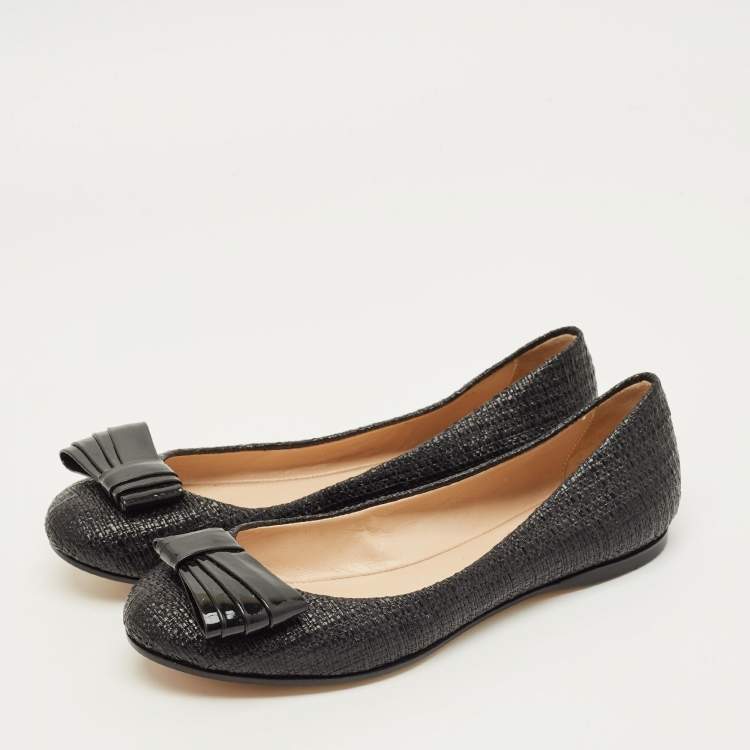 Pre Owned Fendi Bow Size 38.5 Black Raffia and Patent Leather Ballet Flats