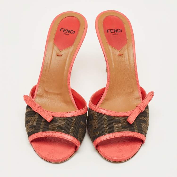 Pre Owned Fendi Size 37 Pink/Brown Zucca Canvas and Leather Bow Slide Sandals