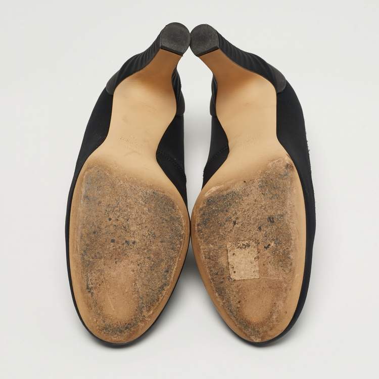 Pre Owned Fendi Promenade Size 39 Black Lace and Mesh Pumps