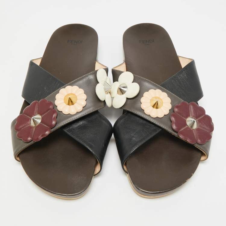 Pre Owned Fendi Size 41 Brown Leather Stud Embellished Flower Flat Slides