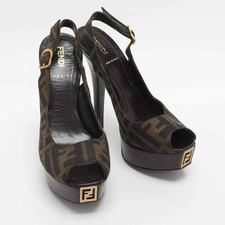 Pre Owned Fendi Fendista Size 35 Brown Zucca Canvas Platform Sandals