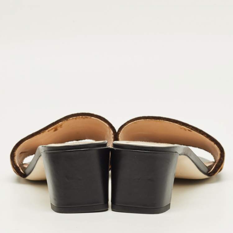 مملوكة مسبقًا Fendi FF Size 41 Brown Zucca Velvet Slide Sandals