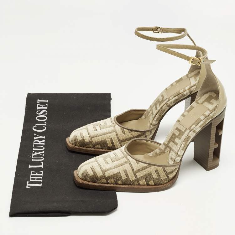 Pre Owned Fendi Zucca Size 36 Grey Leather and Velvet Mary Jane Pumps