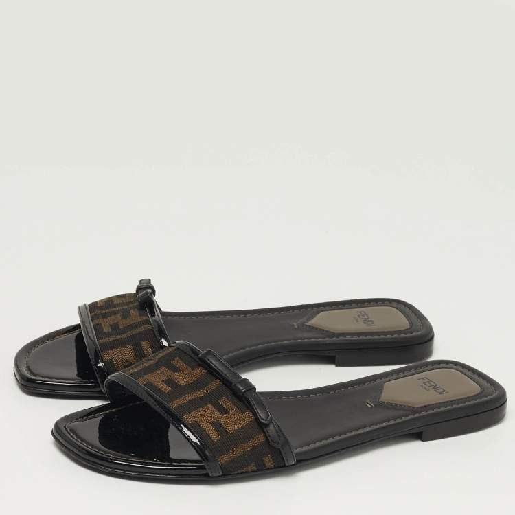 Pre Owned Fendi Size 38.5 Black/Brown Zucca Canvas and Patent Leather Flat Slide