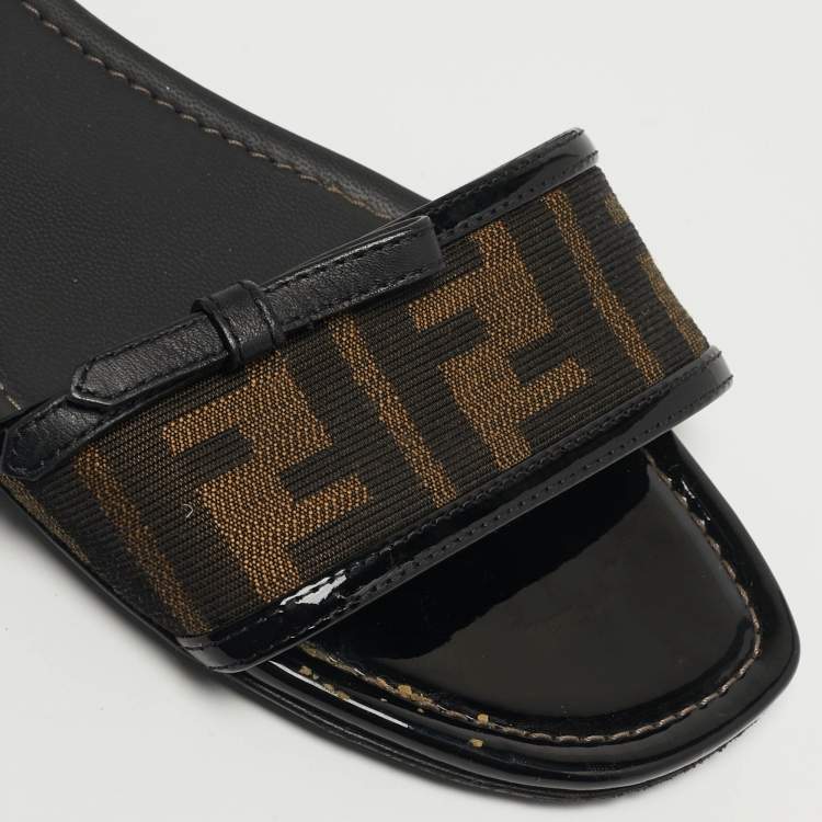 Pre Owned Fendi Size 38.5 Black/Brown Zucca Canvas and Patent Leather Flat Slide