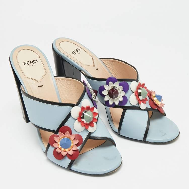 Pre Owned Fendi Flowerland Size 41 Light Blue/Black Leather Criss Cross Slide Sandals