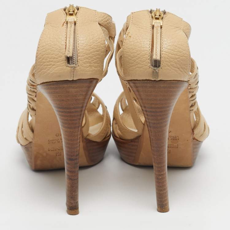 Pre Owned Fendi Size 40 Beige Leather Strappy Sandals
