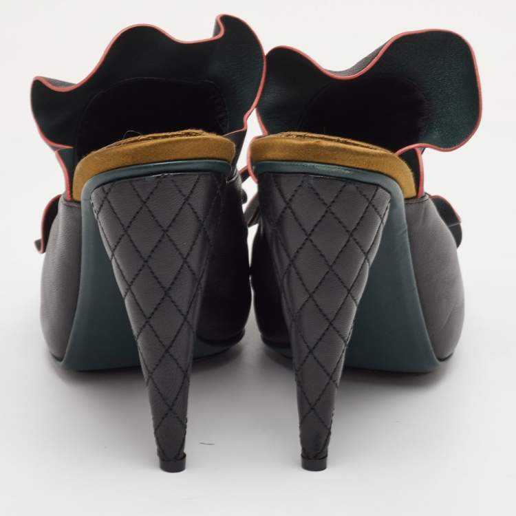 Pre Owned Fendi Size 40 Black Leather Waves Ruffle Platform Mules