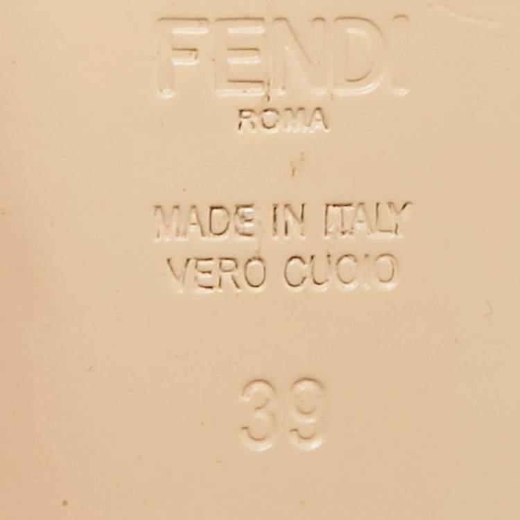 Pre Owned Fendi  Size 39 Beige Leather T-Bar Platform Ankle Strap Sandals