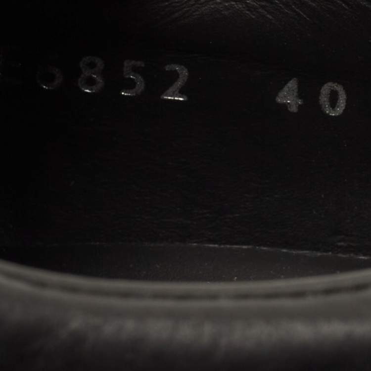 مملوكة مسبقًا Fendi Rockoclick Size 40 Black Leather Slip On Sneakers