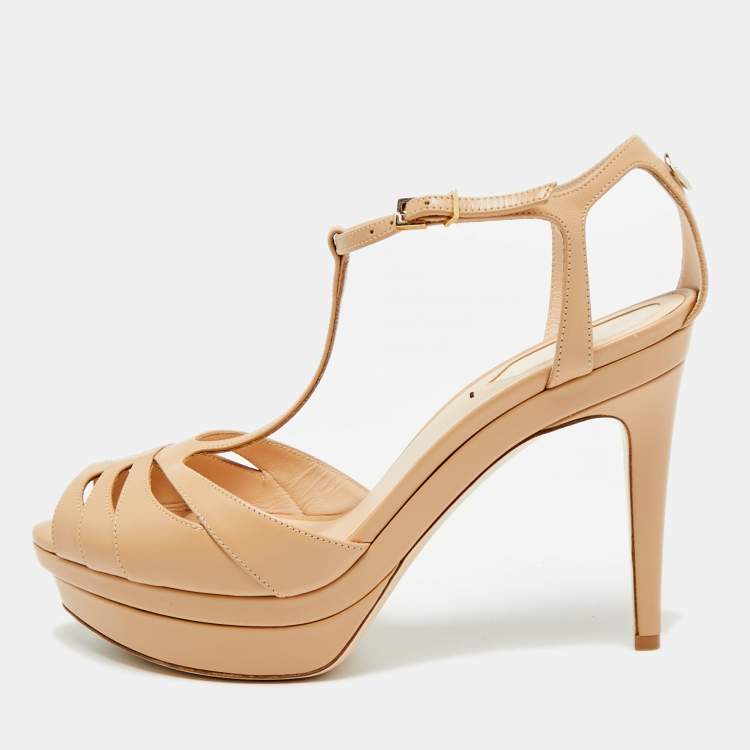 Pre Owned Fendi Size 38 Beige Leather T-Strap Platform Sandals