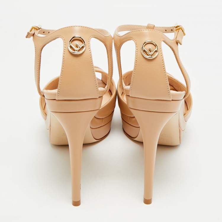 Pre Owned Fendi Size 38 Beige Leather T-Strap Platform Sandals