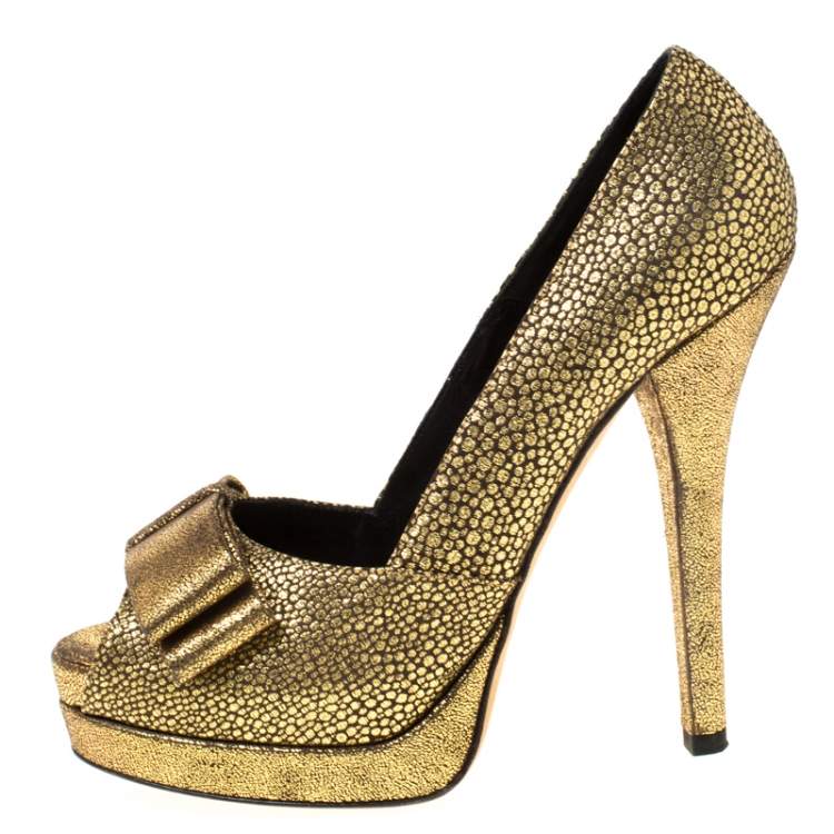 Pre Owned Fendi Metallic Gold Brocade Fabric Deco Bow Peep Toe Platform Pumps Size 39