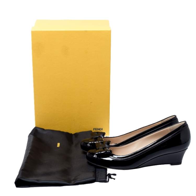 Pre Owned Fendi Black Patent Leather Bow Detail Wedge Pumps Size 38.5 