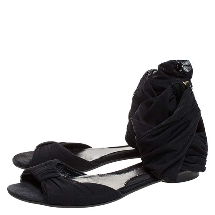 Pre Owned Fendi Black Mesh Fabric Open Toe Flat Sandals Size 36.5