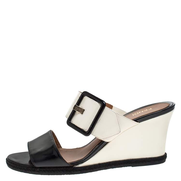 Fendi black discount and white slides