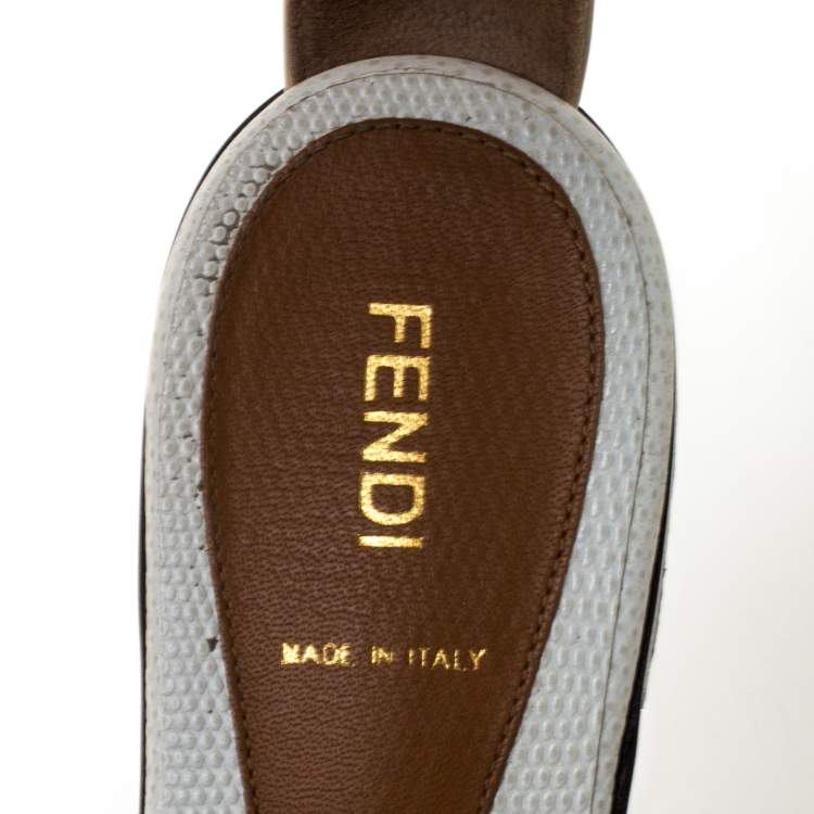 Pre Owned Fendi White/Beige Lizard And Patent Leather Appliqued Flower Ankle Strap Flat Sandals Size 40